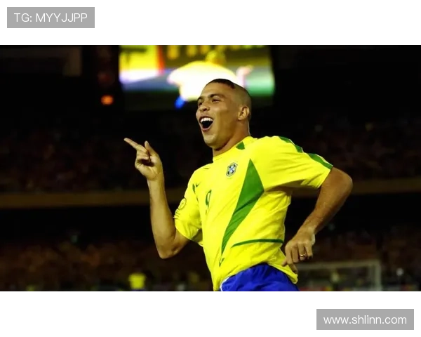 聚焦世界顶级足球球星战靴揭秘他们脚下的速度与力量 聚焦世界顶级足球球星战靴揭秘他们脚下的速度与力量